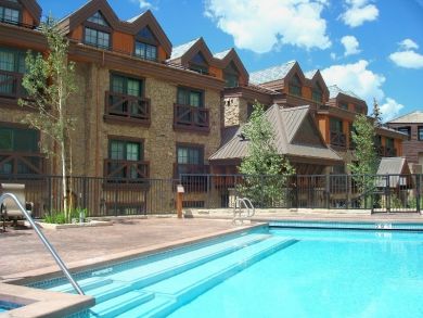 Luxury Vail 3 Bedroom Ski Condo - Sleeps 6 - Mountain Views Luxury Vail 3 Bedroom Ski Condo - Sleeps 6 - Mountain Views